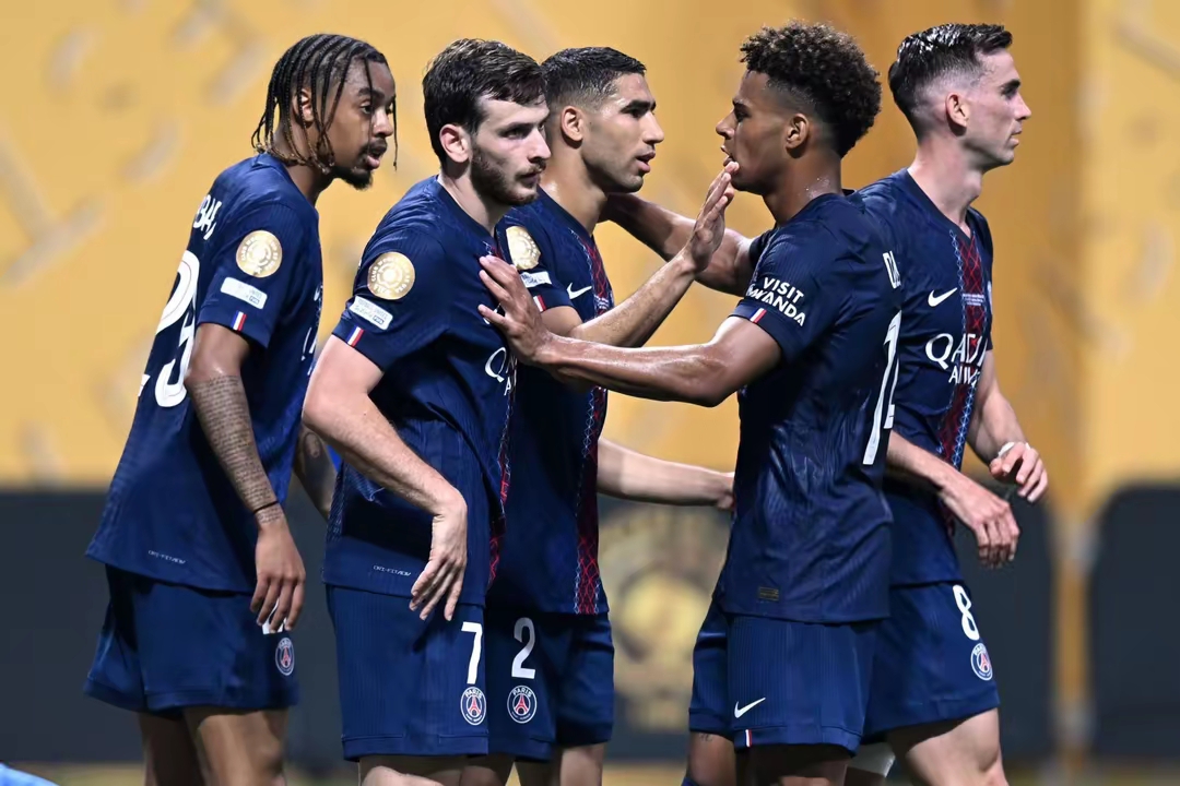 九游网址 -欧超杯赛程吃紧；休斯敦火箭赛前再遭质疑；话题不断；细节决定成败的简单介绍