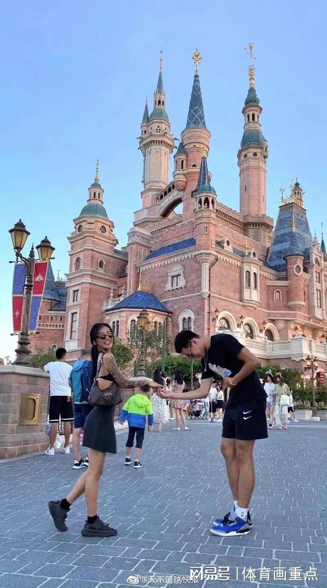 转会期深圳男篮更衣室发声：国王杯节点到来，球迷炸锅，细节决定成败的简单介绍