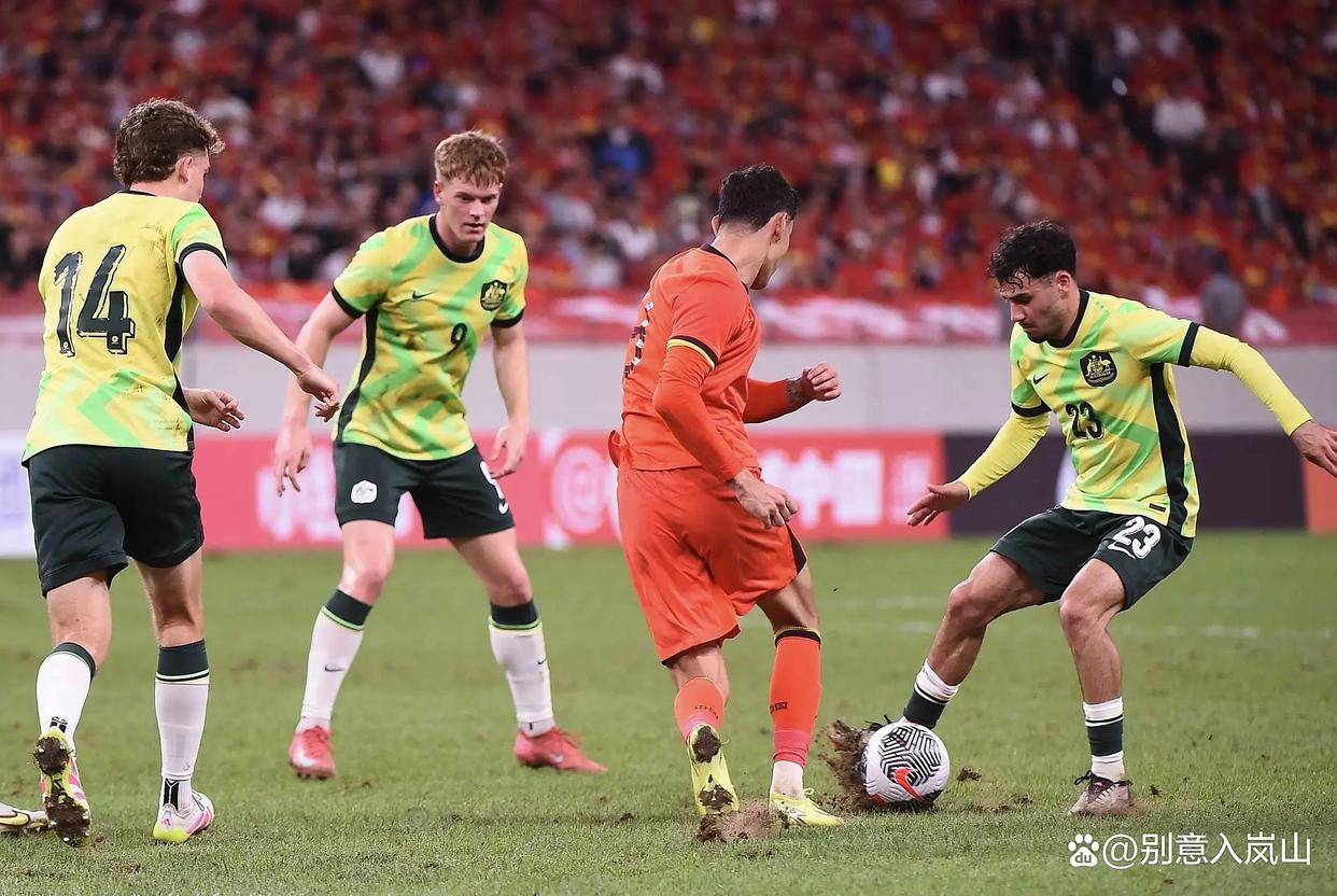 赛地聚焦——亚冠赛前热度飙升，皇家马德里防线松动，气氛紧张，资深球员宣示担当的简单介绍