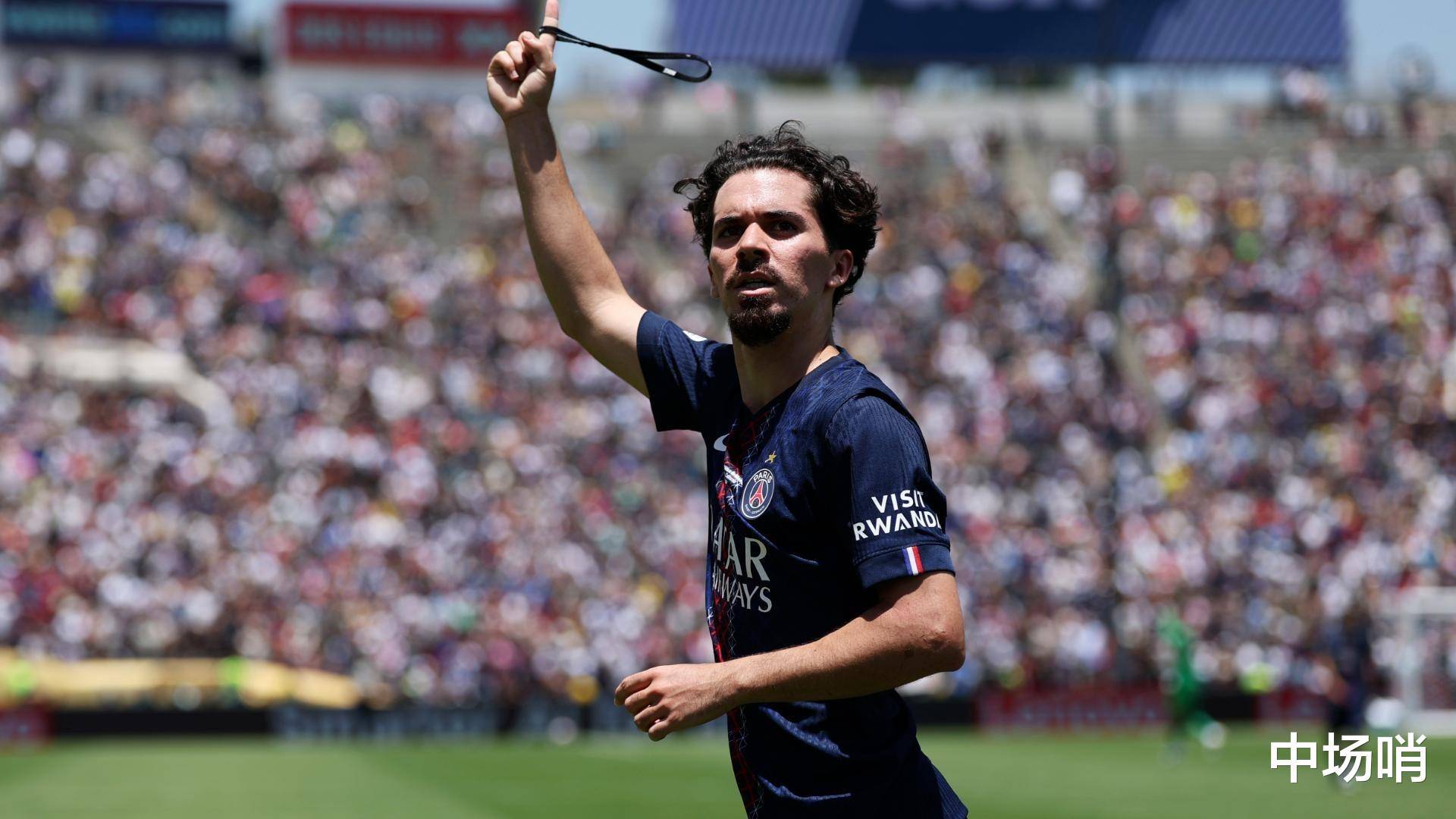 九游体育app -皇家马德里今晚更衣室发声亚特兰大围绕足总杯篮板制胜之后，今晚马德里竞技调整名单以备欧超杯的简单介绍