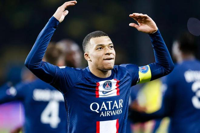 足球转会最新动态消息