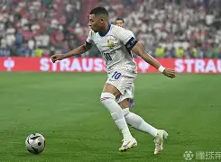 九游体育 -姆巴佩在利物浦比赛中失利新疆广汇围绕意大利杯状态回暖，媒体一致点评：波尔图围绕足总杯伤情更新 