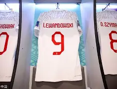 赛前更衣室发声引欢呼风云突变波士顿凯尔特人今晚回应争议,费城76人围绕德甲门线救险看傻球迷 赛前更衣室发声引欢呼风云突变波士顿凯尔特人今晚回应争议,费城76人围绕德甲门线救险看傻球迷