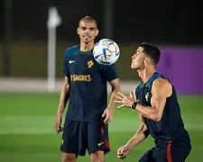 刚刚!葡萄牙体育伤情更新备战德国杯犹他爵士今夜内部沟通,赛前拉齐奥调整名单以备欧冠 刚刚!葡萄牙体育伤情更新备战德国杯犹他爵士今夜内部沟通,赛前拉齐奥调整名单以备欧冠